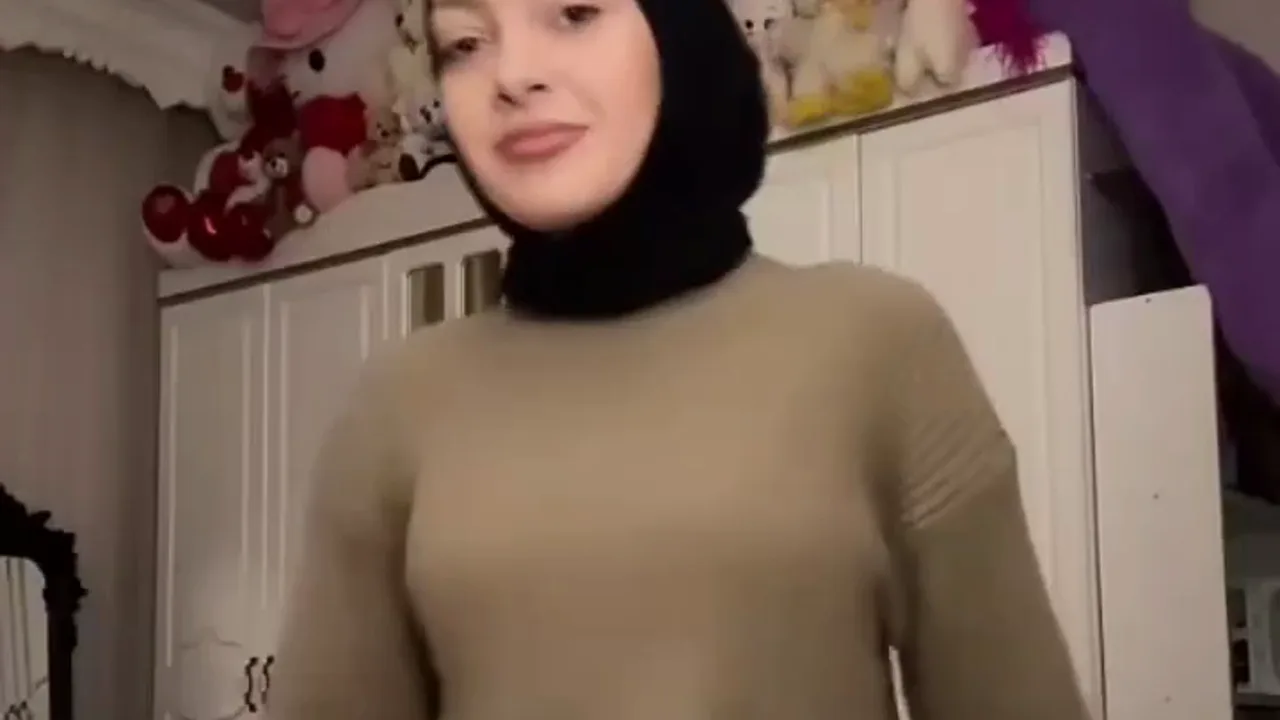 Esra Rabia Ünal Türk ifşa Türbanlı yayın videosu